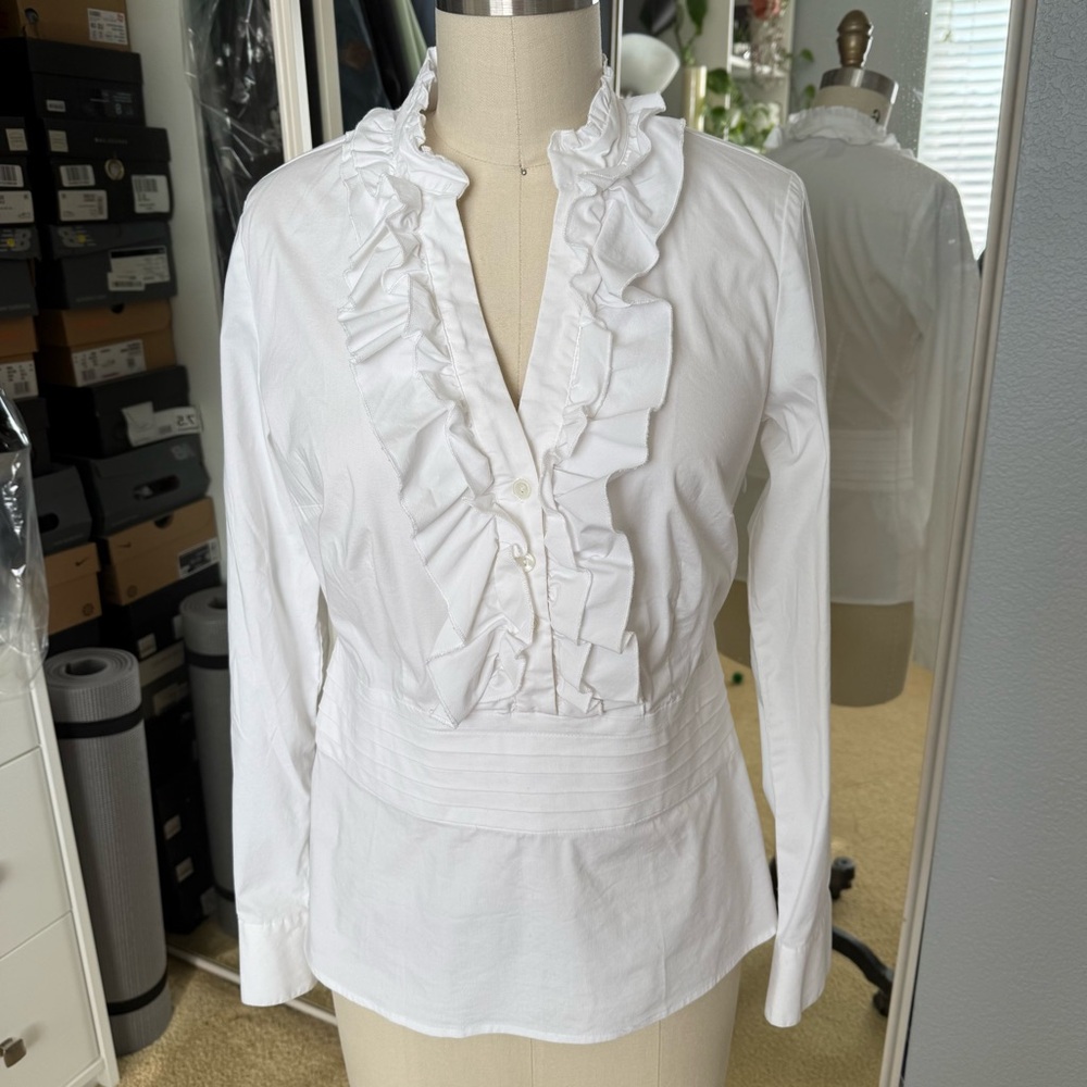 International Concepts White Ruffle Blouse Size:  4